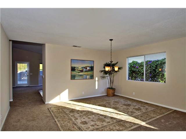 4845 Maple Ave, La Mesa, CA 91942 photo 4