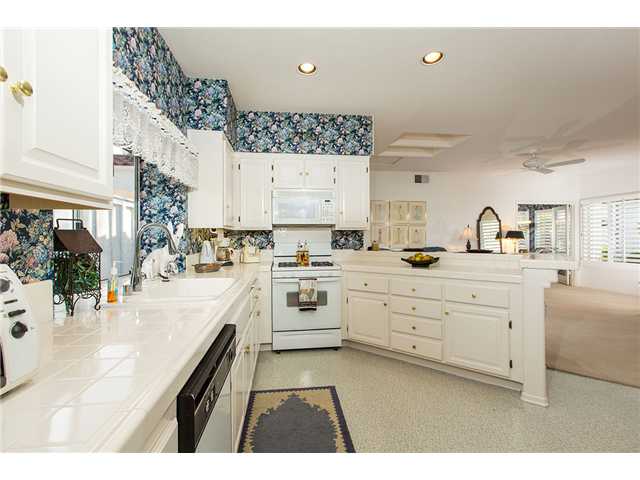 4956 Lerkas Way, Oceanside, CA 92056 photo 10