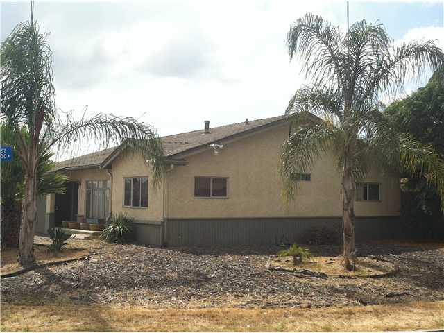 654 Ocotillo Dr, Vista, CA 92083 photo 3