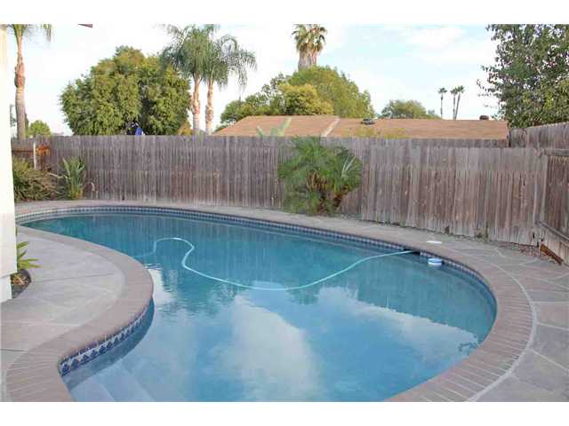 8455 Carlton Oaks Dr, Santee, CA 92071 photo 18