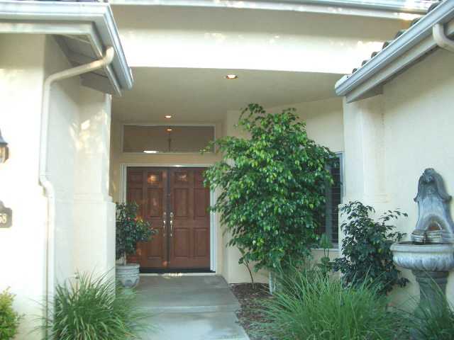3258 Via Ribera, Escondido, CA 92029 photo 2