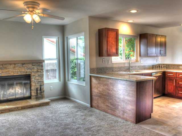4692 Lofty Grove Dr, Oceanside, CA 92056 photo 5