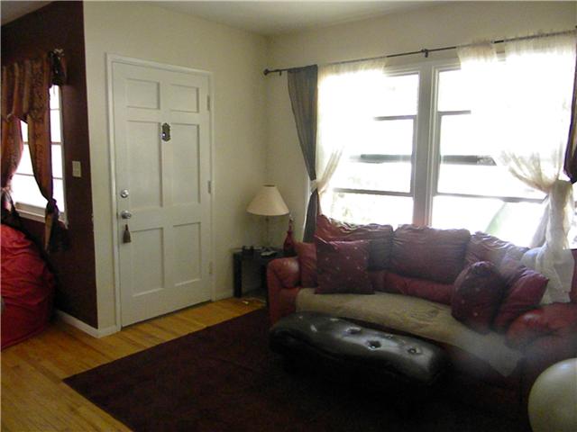 6065 Kelton Ave, La Mesa, CA 91942 photo 2