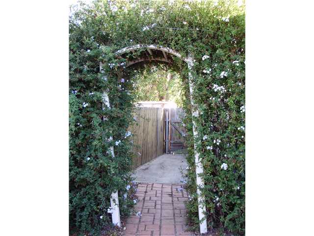 8758 Our Way, Santee, CA 92071 photo 17
