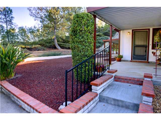 5427 Kipling Ln, Carlsbad, CA 92008 photo 3