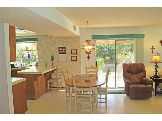 9575 Mavin Dr, Santee, CA 92071 photo 4