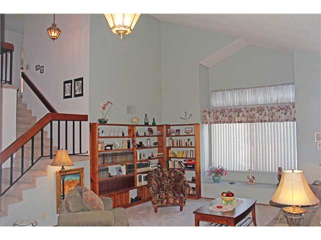 9575 Mavin Dr, Santee, CA 92071 photo 2