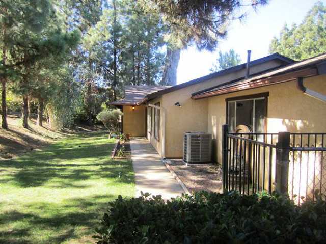 1842 Acacia Ln, Fallbrook, CA 92028 photo 3