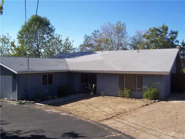 617 Anderson Rd, Alpine, CA 91901 photo 2