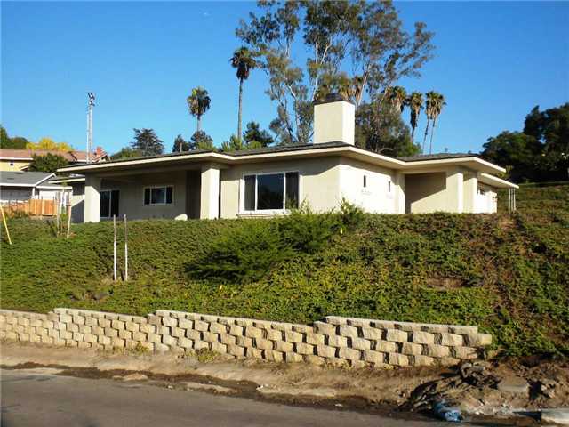 1236 Tower Dr, Vista, CA 92083 photo 1
