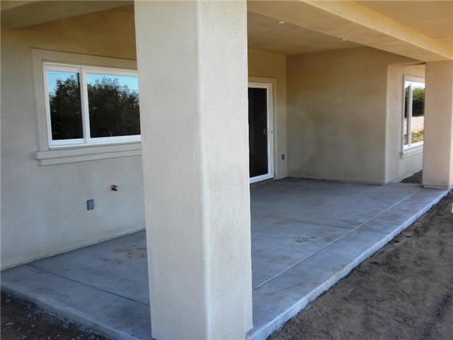 1236 Tower Dr, Vista, CA 92083 photo 8