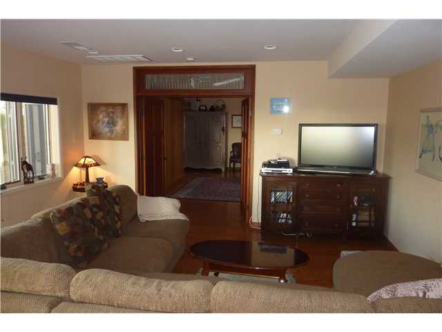 458 W Palmitas St, Solana Beach, CA 92075 photo 8