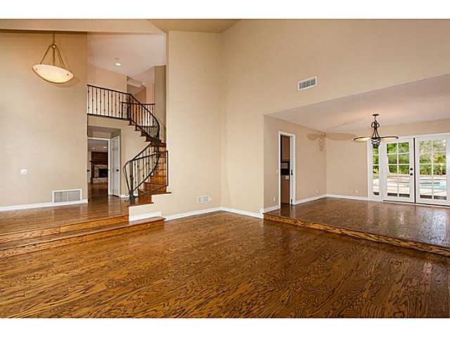 850 Morning Sun Dr, Encinitas, CA 92024 photo 3