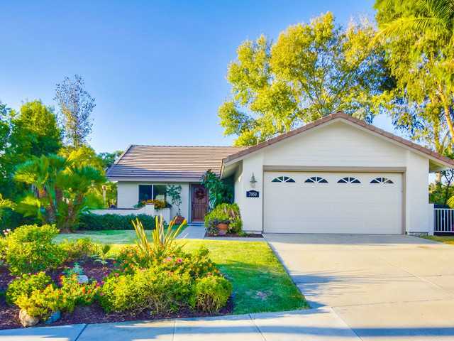 7959 Calle Posada, Carlsbad, CA 92009 photo 2