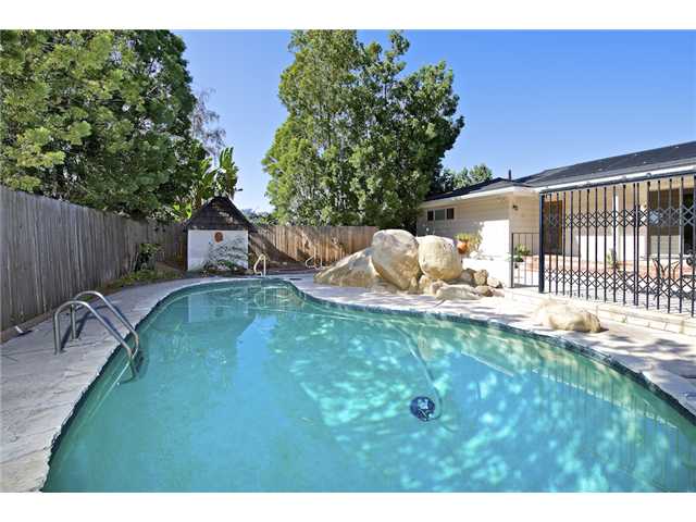 10844 Calavo Dr, La Mesa, CA 91941 photo 4