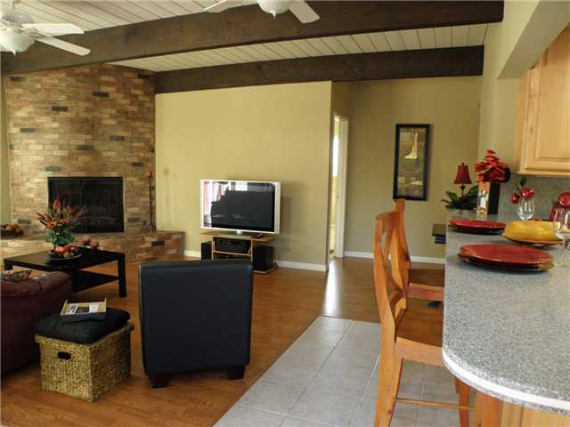 7171 Cornell Ave, La Mesa, CA 91942 photo 2