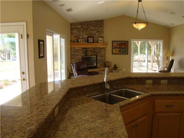 3083 Dos Lomas, Fallbrook, CA 92028 photo 7