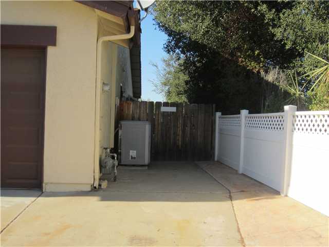 12628 Ridgeton Dr, Lakeside, CA 92040 photo 6