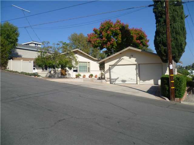 4633 Munroe St, La Mesa, CA 91942 photo 2