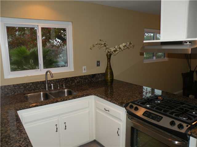 3959 Bedford Ave, Oceanside, CA 92056 photo 4