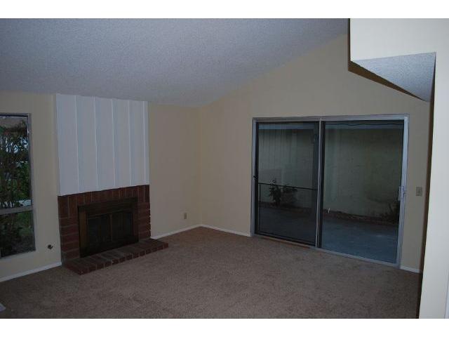 645 Persimmon Way, Oceanside, CA 92058 photo 2