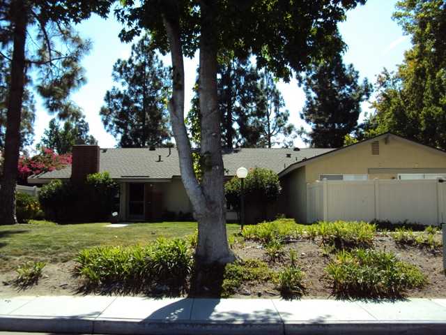 645 Persimmon Way, Oceanside, CA 92058 photo 1