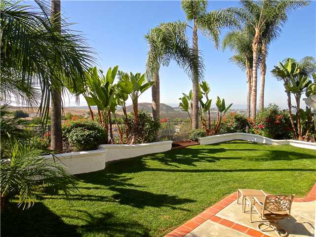 5070 Nighthawk Way, Oceanside, CA 92056 photo 2