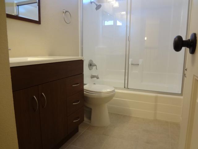 145 Linaza Ln, Spring Valley, CA 91977 photo 9