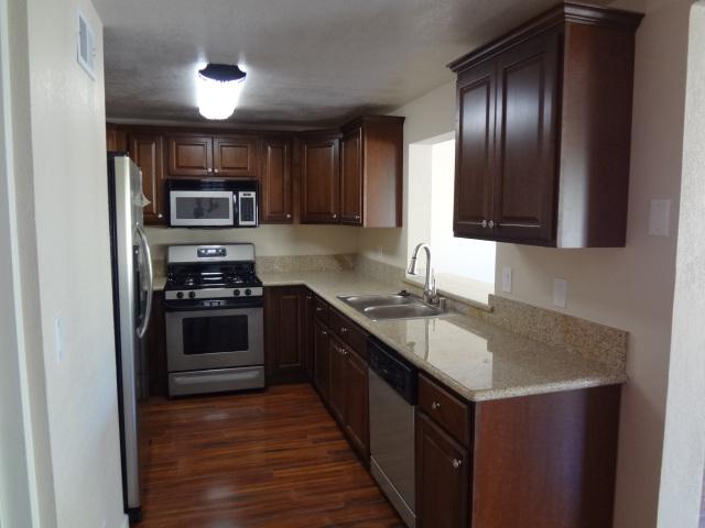 145 Linaza Ln, Spring Valley, CA 91977 photo 3