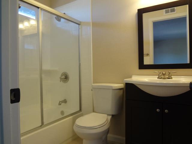 145 Linaza Ln, Spring Valley, CA 91977 photo 8