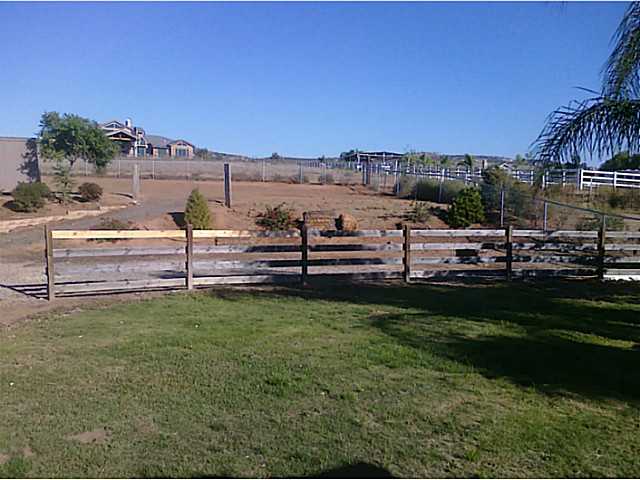 411 Pile St, Ramona, CA 92065 photo 2