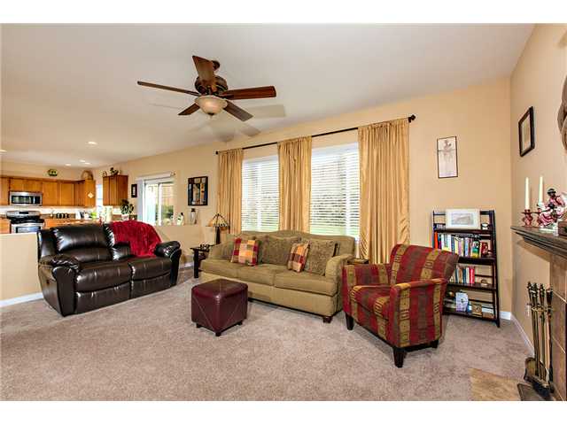 698 Wala Dr, Oceanside, CA 92058 photo 5