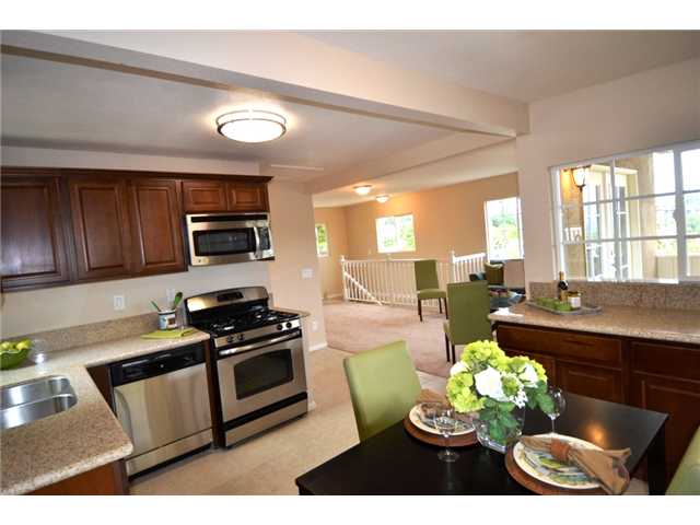 8817 Gardena Rd, Lakeside, CA 92040 photo 4