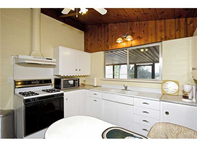 660 Mason Rd, Vista, CA 92084 photo 12