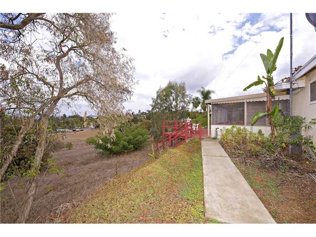 660 Mason Rd, Vista, CA 92084 photo 4