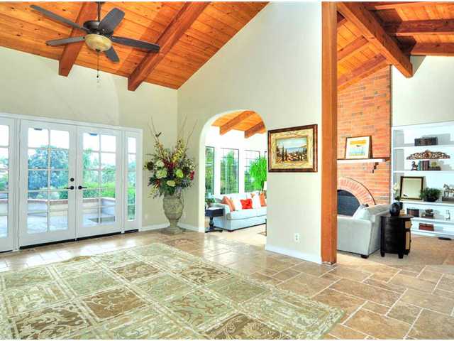 13552 Del Poniente Rd, Poway, CA 92064 photo 4