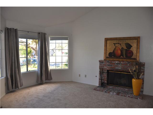 1406 Darwin Dr, Oceanside, CA 92056 photo 5