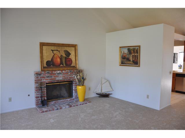 1406 Darwin Dr, Oceanside, CA 92056 photo 4