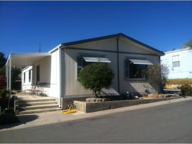 1638 Calavo Rd, Fallbrook, CA 92028 photo 2