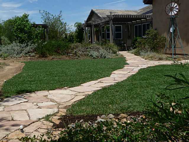 1680 Loch Ness Dr, Fallbrook, CA 92028 photo 5