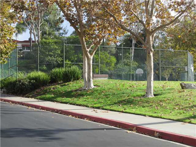 1276 Steeple Glen Gln, Escondido, CA 92029 photo 5
