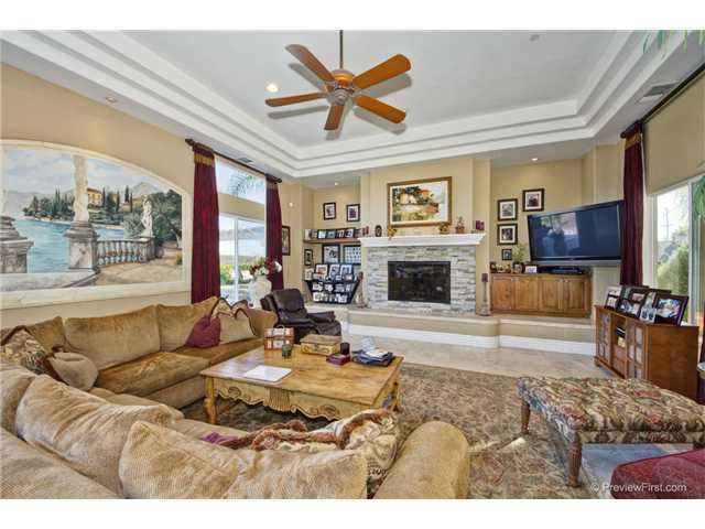 15161 La Manda Dr, Poway, CA 92064 photo 4