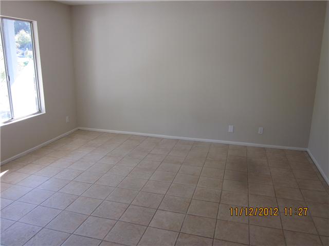 3213 Camarillo Ave, Oceanside, CA 92056 photo 2