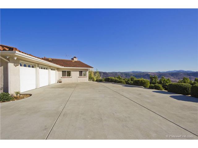3633 Monserate Hill Ct, Fallbrook, CA 92028 photo 24