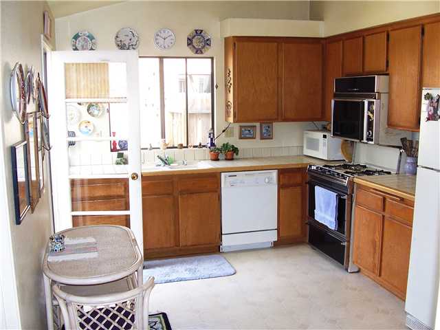 4476 White Pine Way, Oceanside, CA 92057 photo 5
