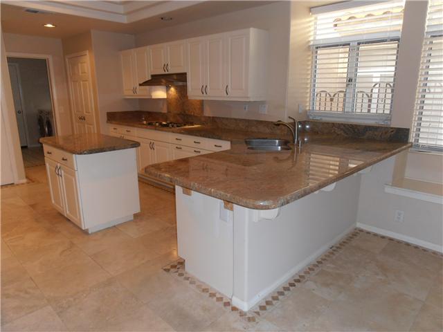 7570 Navigator Cir, Carlsbad, CA 92011 photo 5