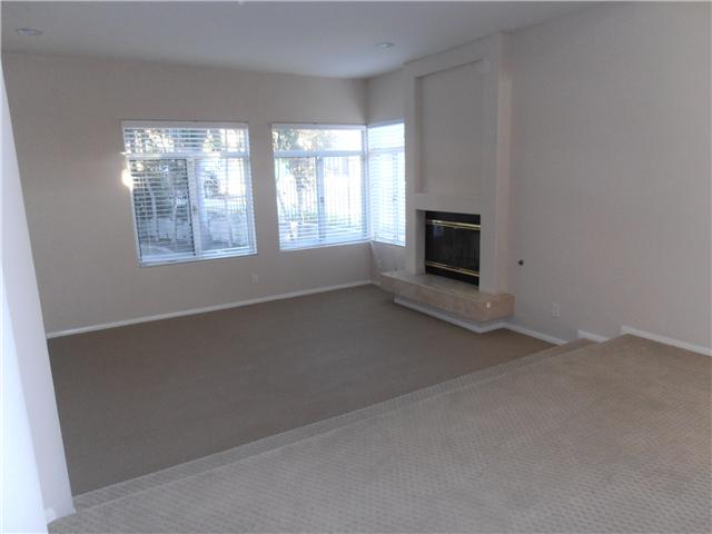 7570 Navigator Cir, Carlsbad, CA 92011 photo 2