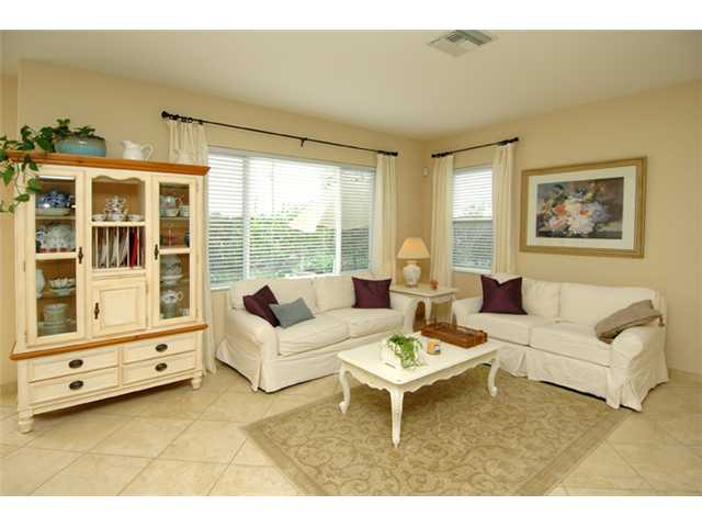 3930 Rill Ct, Carlsbad, CA 92010 photo 4