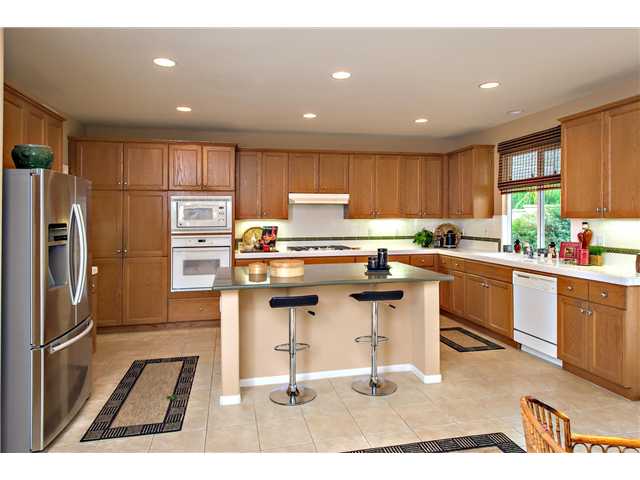 137 Double Eagle Gln, Escondido, CA 92026 photo 18