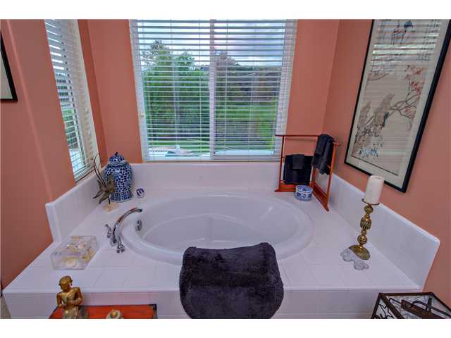 137 Double Eagle Gln, Escondido, CA 92026 photo 9